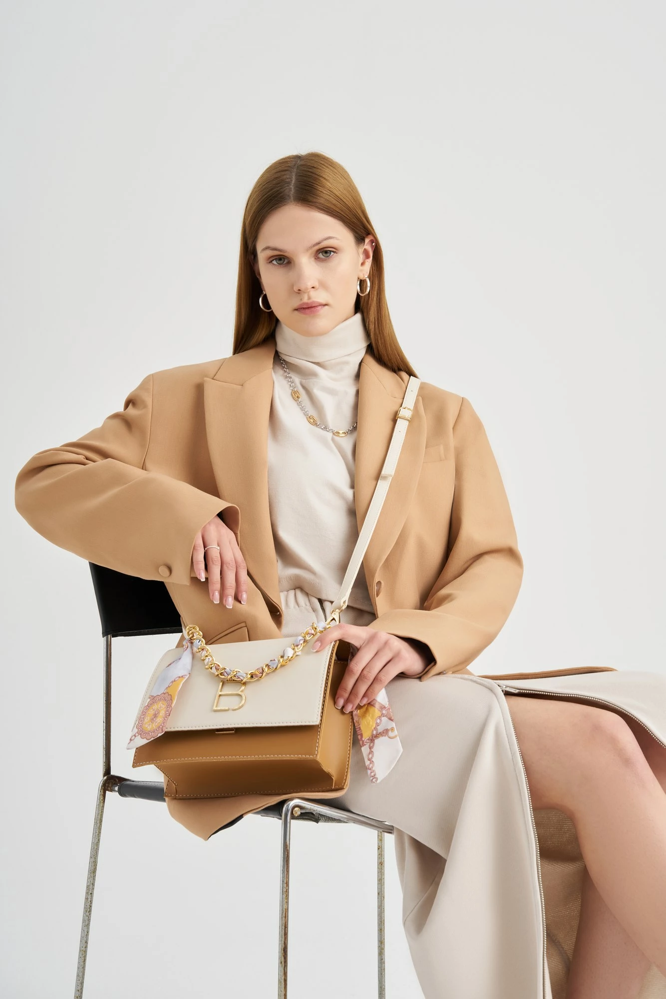 Çantë crossbody Lucky Bees, krem, kafe e hapur, 918