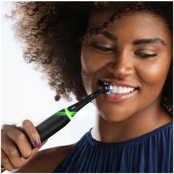 Furçë dhëmbësh elektrike Oral-B iO 4, Bluetooth, 4 mënyra pastrimi, e zezë