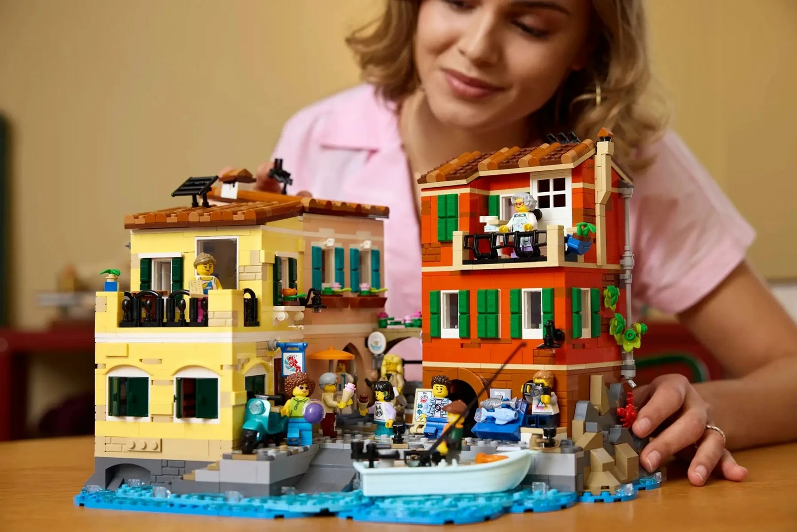 Set LEGO IDEAS Italian Riviera 21359, për të rritur, shumëngjyrësh