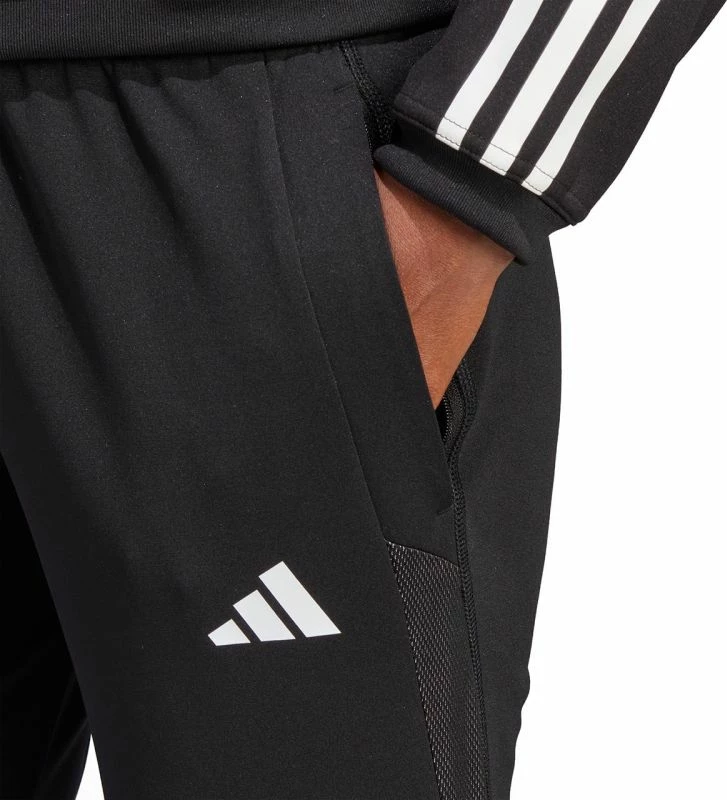 Pantallona sportive për femra adidas Tiro 23, të zeza