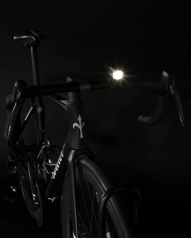 Drite E Perparme Biciklete Shark 500lm Zeze