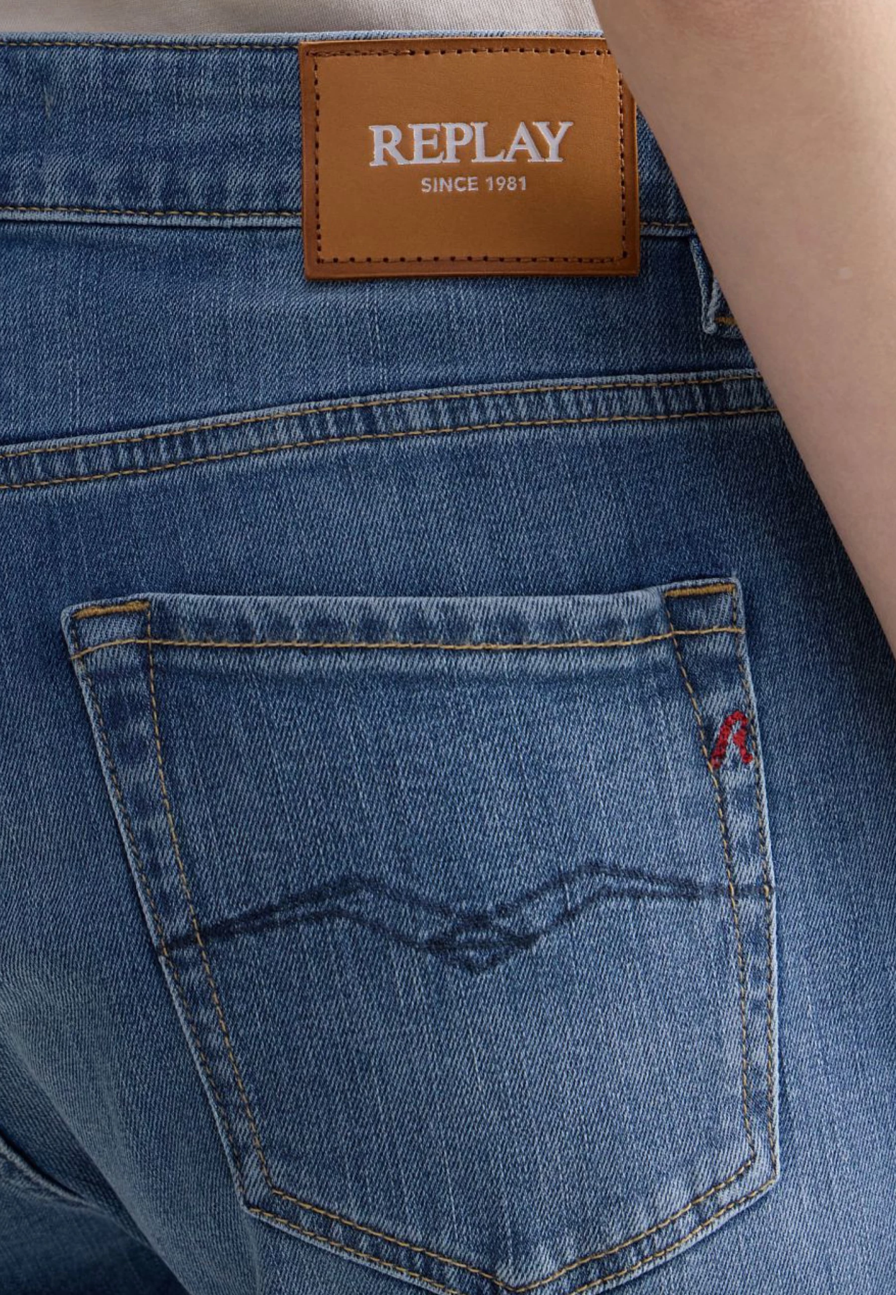 Xhinse për femra Replay Slim Boyfit WA416.000.685 115, denim të çelëta [Madhësia: W28 L30]