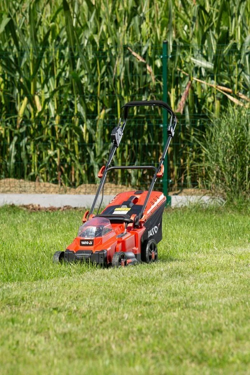 Kositëse bari me bateri Yato YT-85223 37 cm 36 V 35 L, pa bateri/karikues kuqe/zezë
