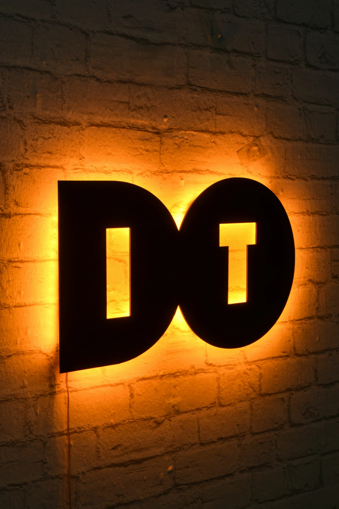 Ndriçim dekorativ LED Wallity, Do It - e verdhë