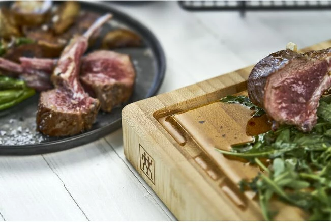 Dërrasë prerëse Zwilling, 25 x 18 cm, bambu