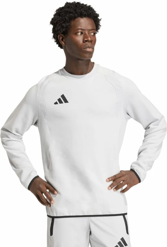 Duks për meshkuj adidas Tiro 26 Travel Crew KD3323, i bardhë