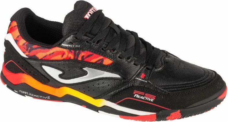Atlete futbolli Joma për meshkuj, të zeza