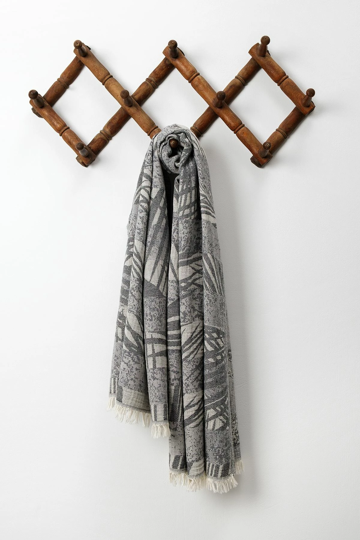 Peshqir plazhi Fouta Mijölnir, Tahiti, anthracite