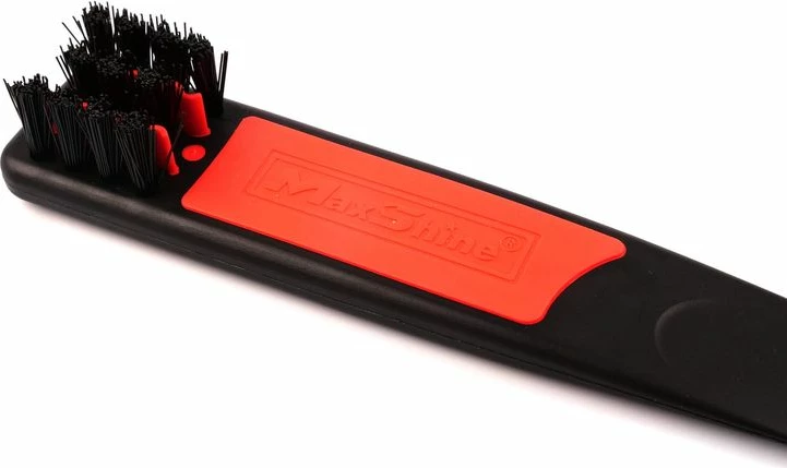 Brushe Pastrimi Per Jastek Dhe Mjet Per Heqje