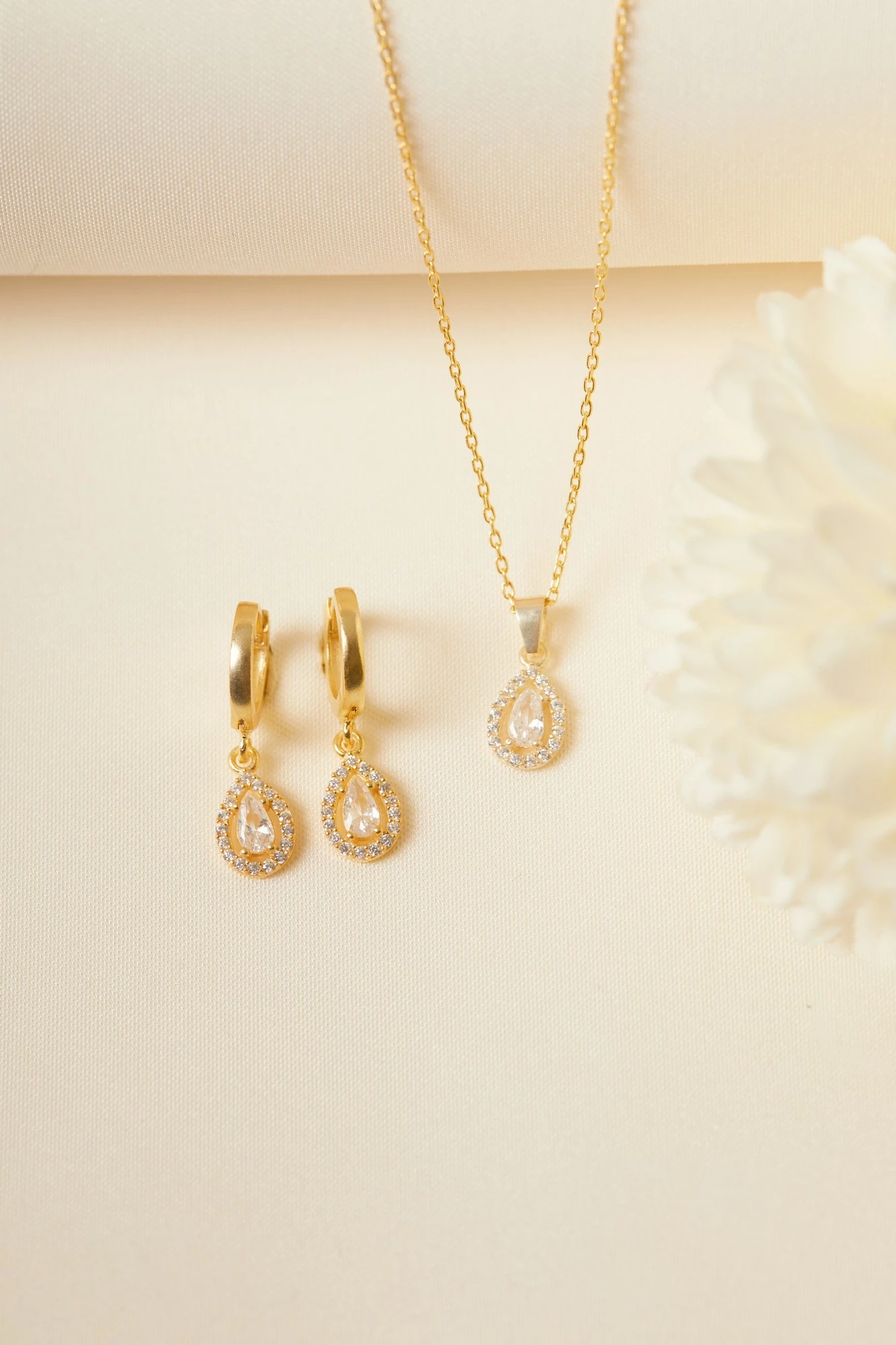 Set varëse me vathë, ngjyrë ari, Elika Silver, FASET85011A