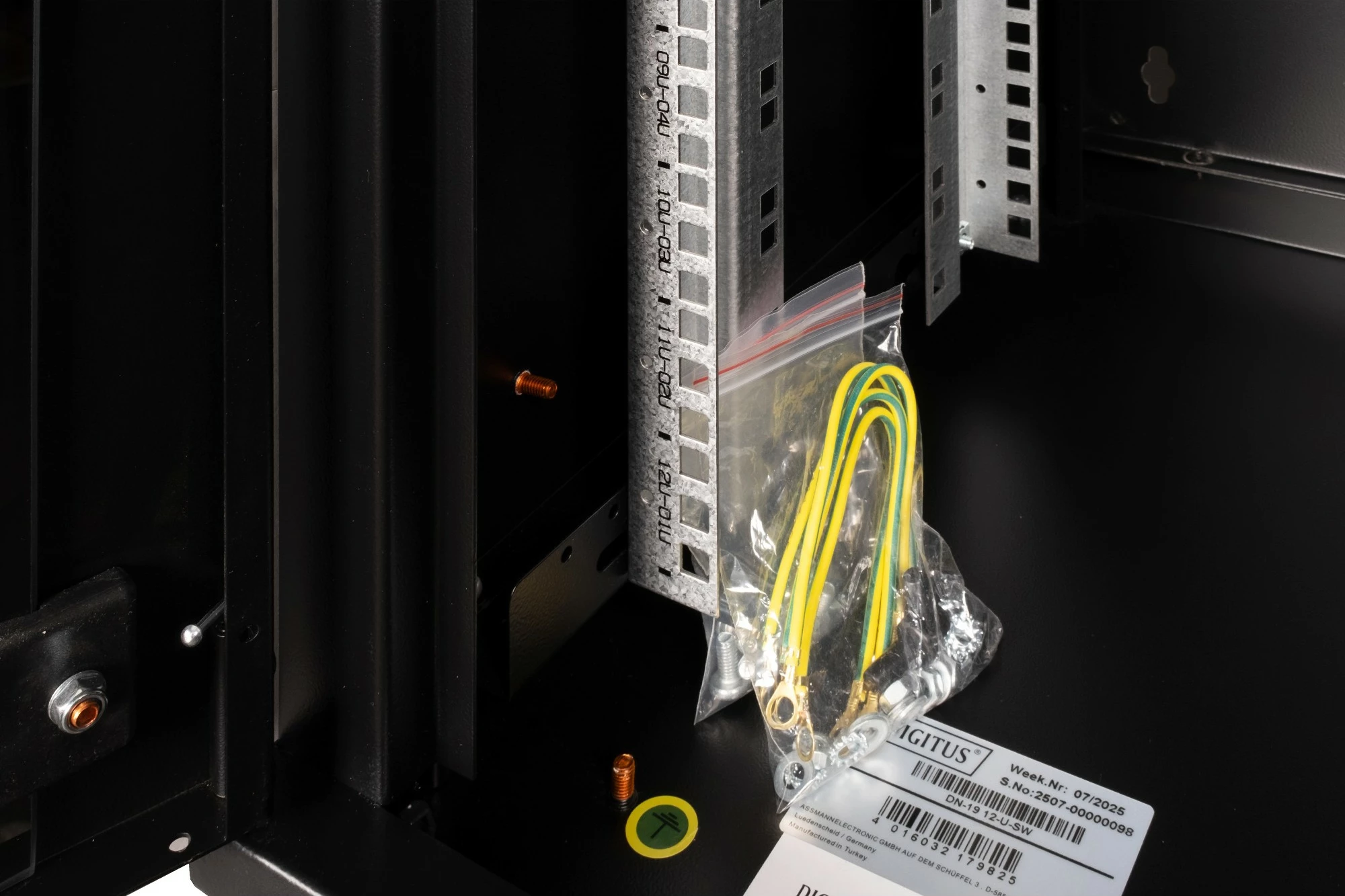 Kasë rrjeti Digitus Unique Series 12U, 600x450 mm, e zezë