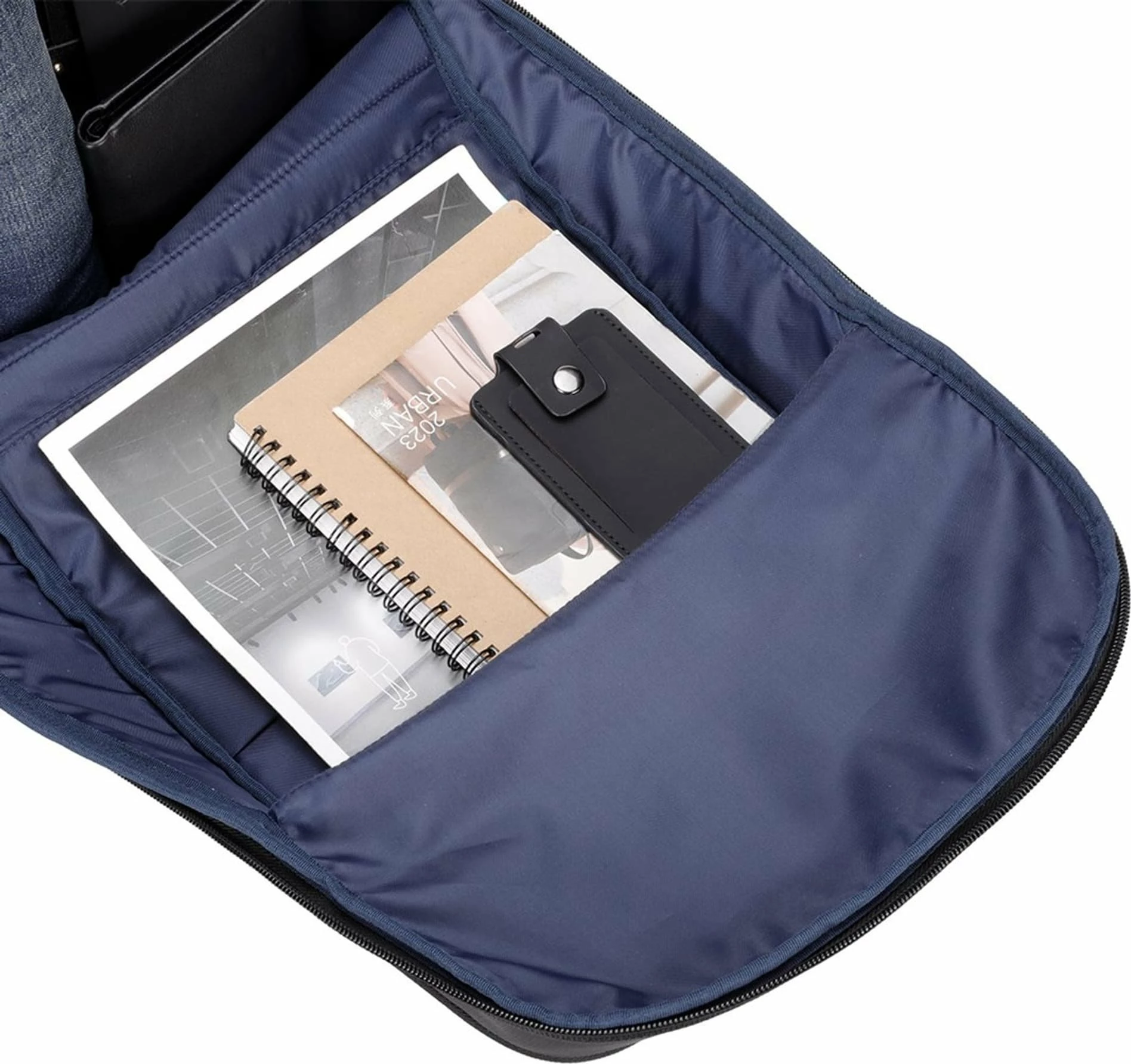 Çantë shpine për laptop Modecom Active 15 15.6" me portë USB, e zezë