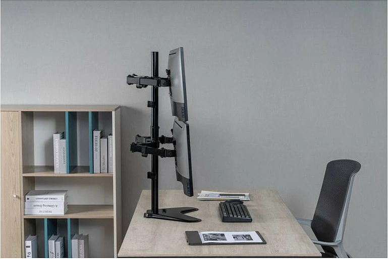 Mbajtëse tavoline për 4 monitorë EQUIP 650127, 17"-32", VESA 75x75/100x100, 36 kg, e zezë