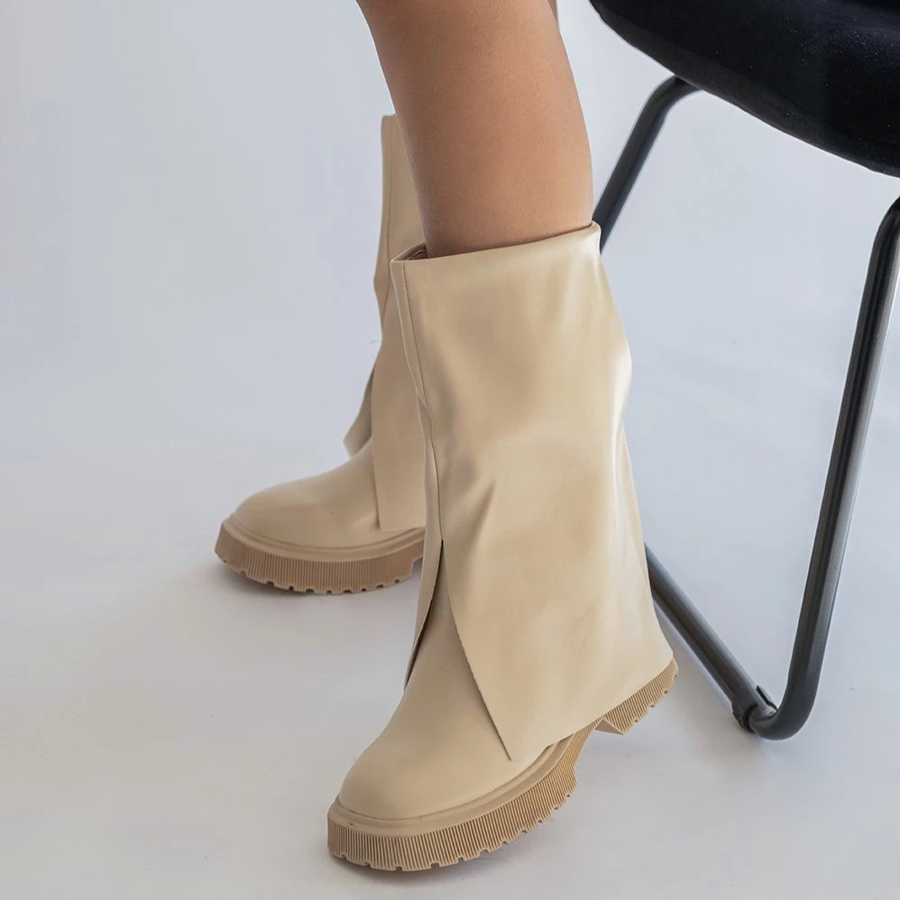 Clara Beige