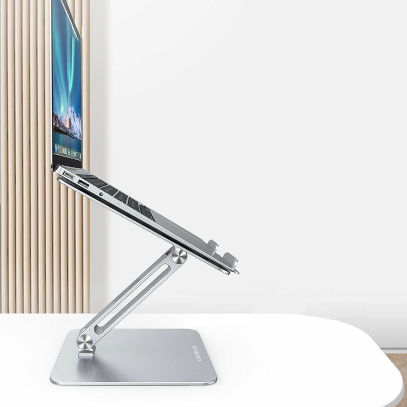 Mbajtëse laptopi Ugreen LP339, e palosshme, e rregullueshme, 13-17.3\", alumin, argjend