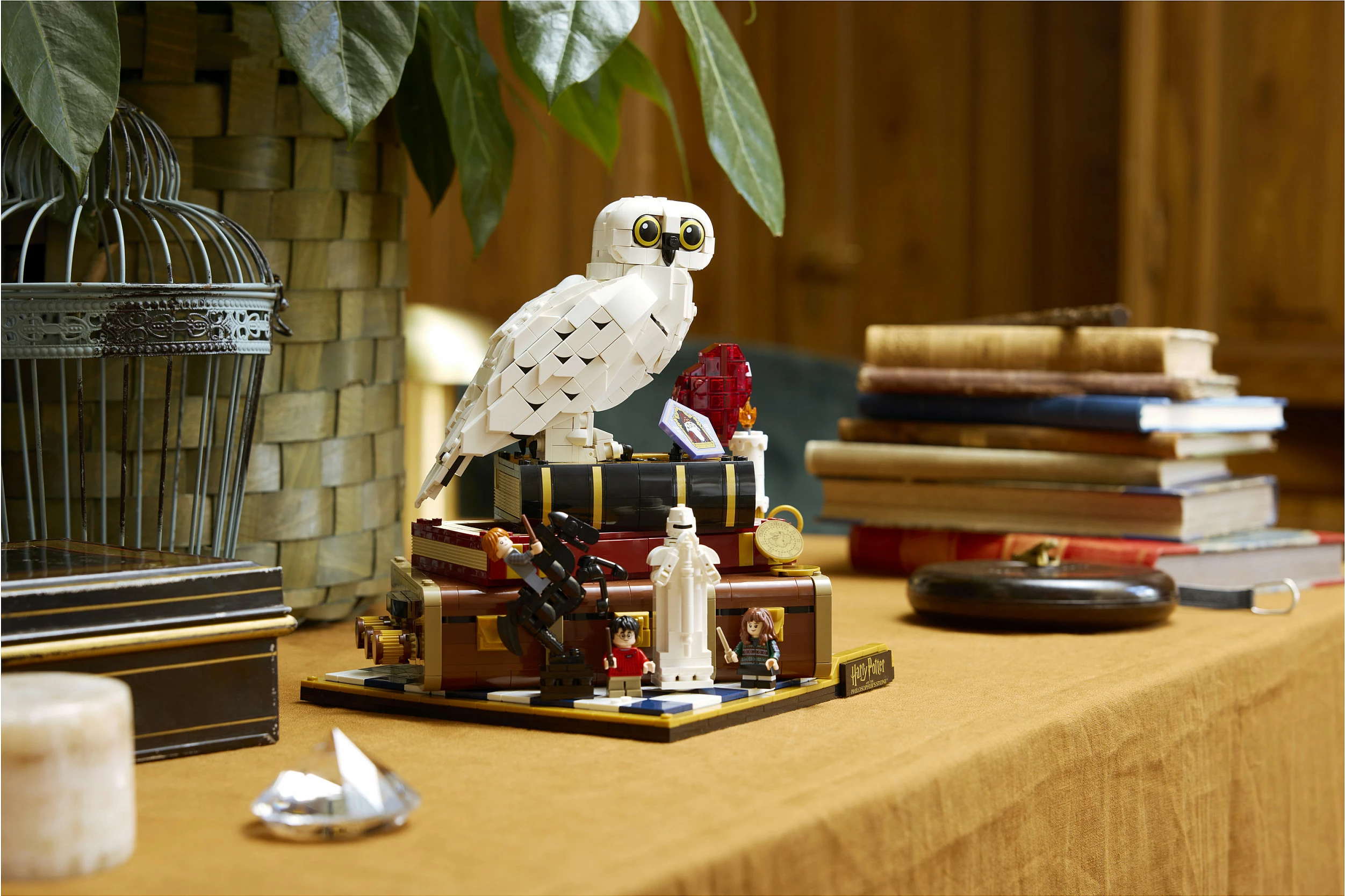 Set ndërtimi LEGO Harry Potter 76466 Philosopher's Stone Collectors' Edition, 1571 pjesë, 18+, multikolor