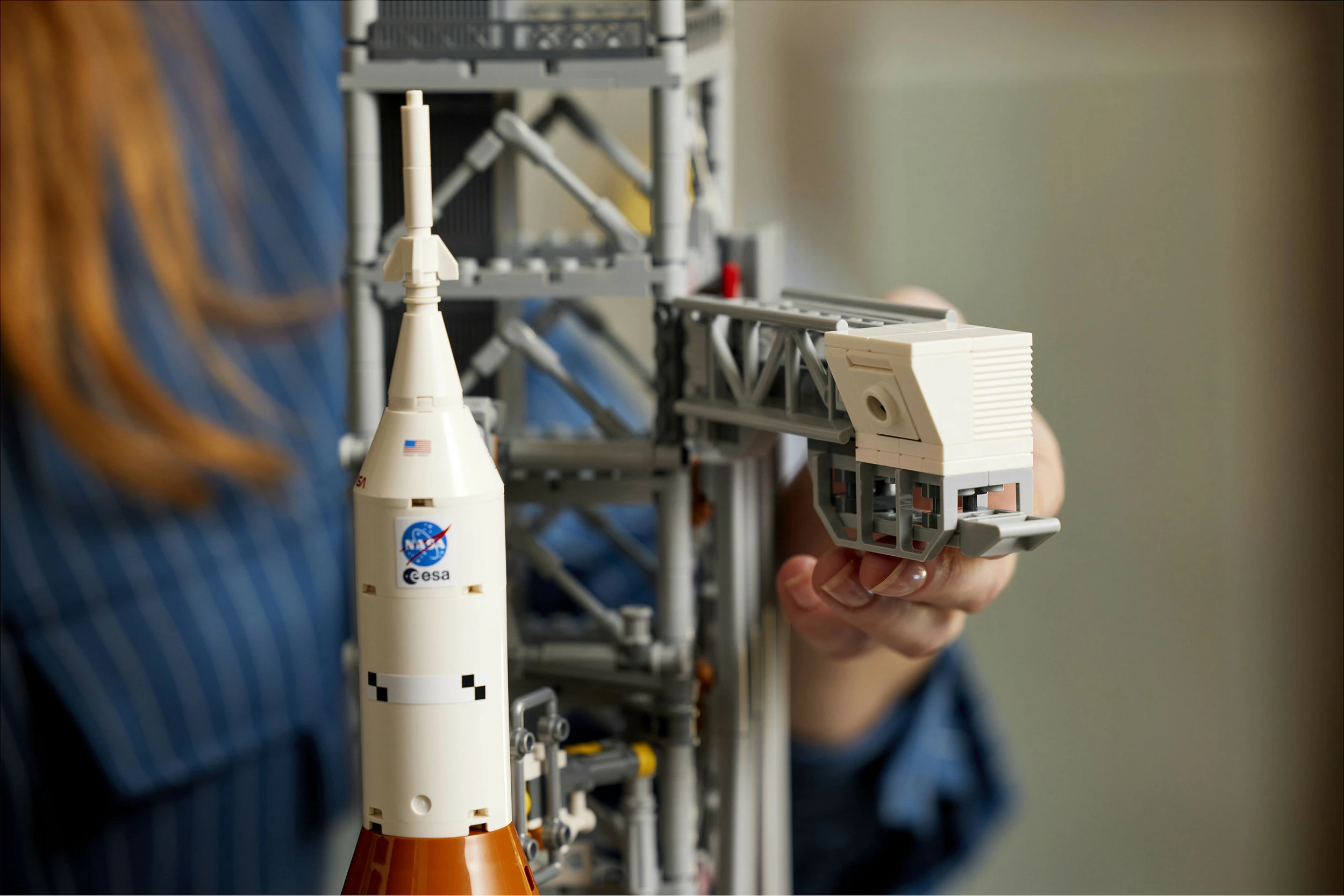 Set ndërtimi LEGO Icons NASA Artemis Space Launch System 10341, 3601 copë, multikolor
