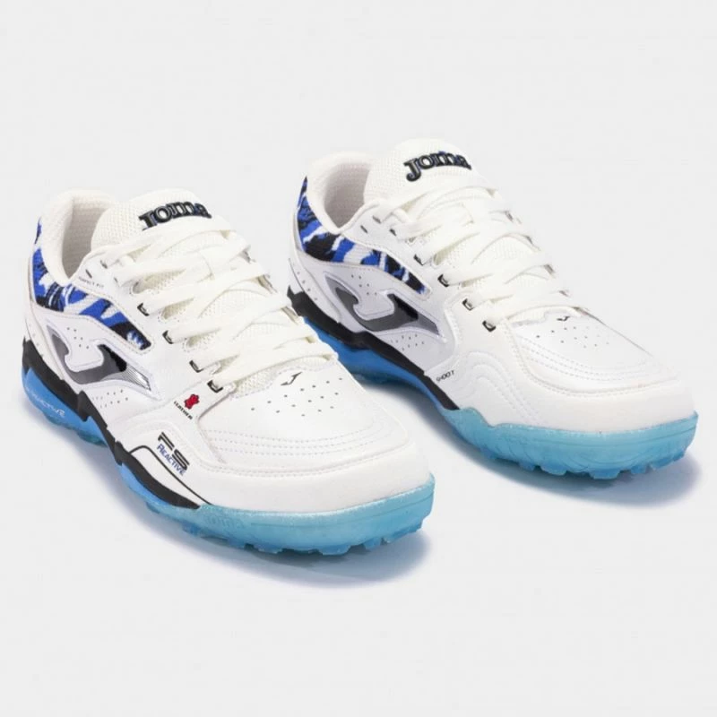 Atlete futbolli Joma për meshkuj dhe femra