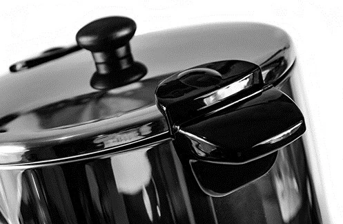 Vluese uji Camry CR 1259, 1650 W, 20 L, argjend / e zezë 