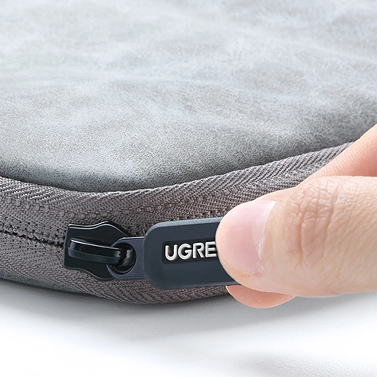 Mbështjellës laptopi Ugreen LP187, 14-14.9", Gri