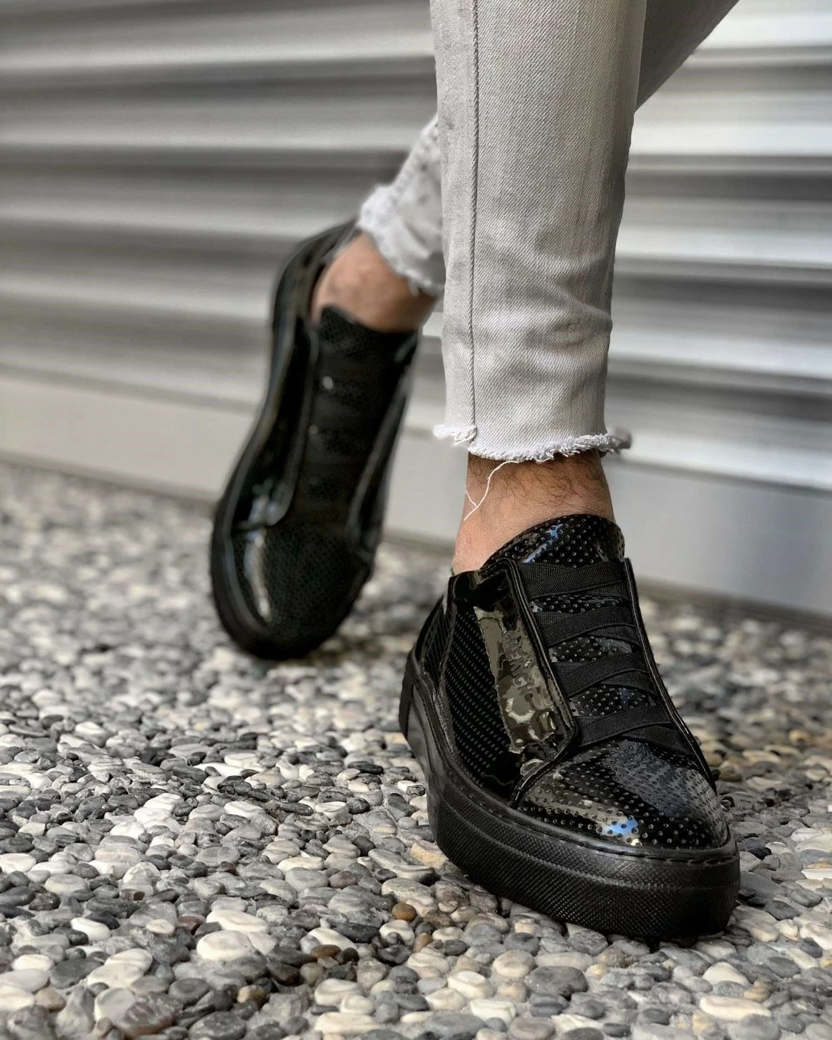 Këpucë për meshkuj, Chekich 011 BT