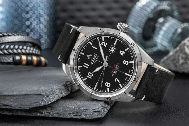 Orë dore për meshkuj Atlantic, e zezë