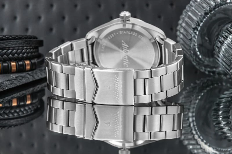 Orë dore për meshkuj Atlantic, Seaflight, argjend