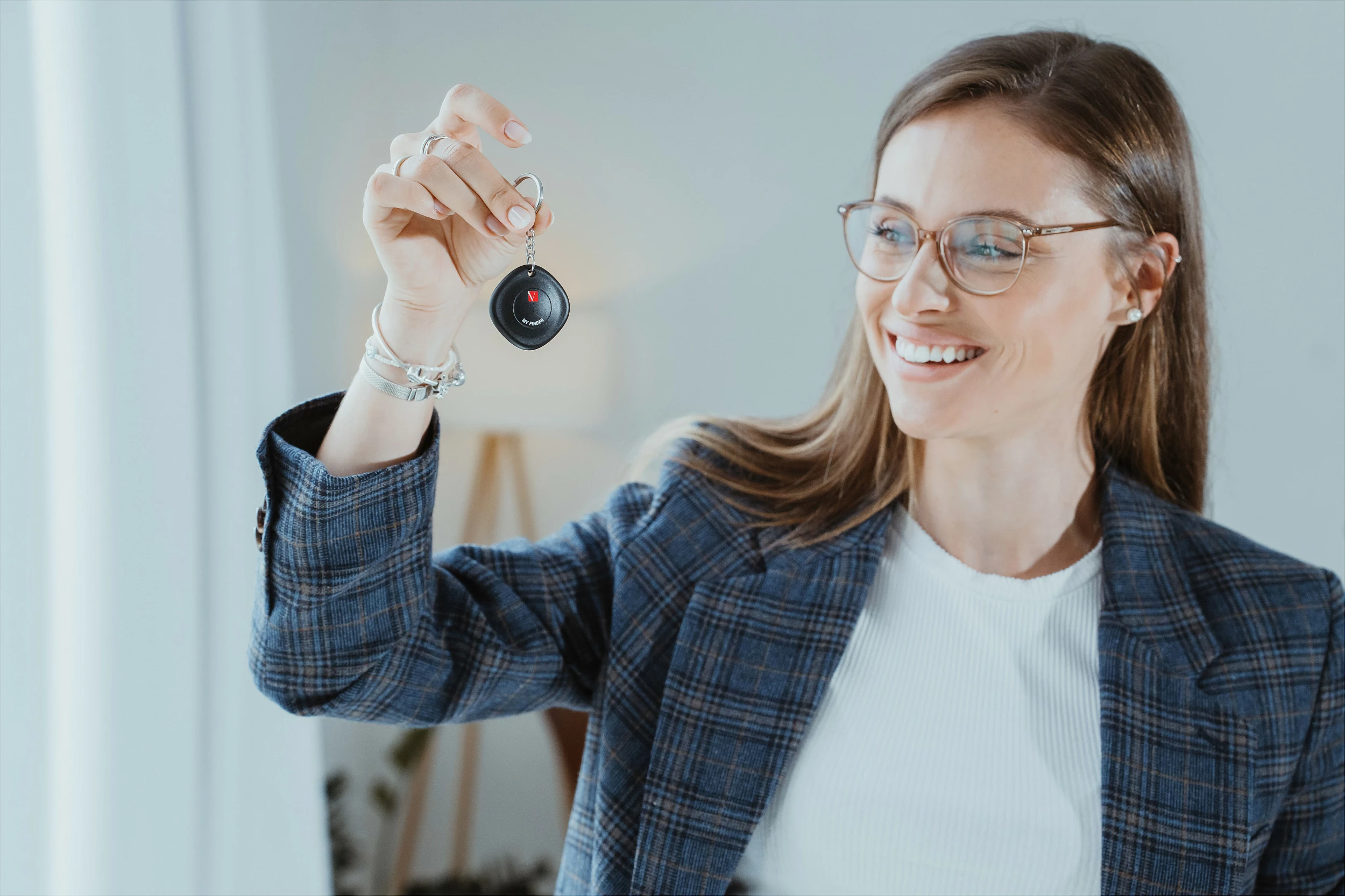 Gjetës Bluetooth Verbatim MYF-01, Apple Find My, IP66, i zi