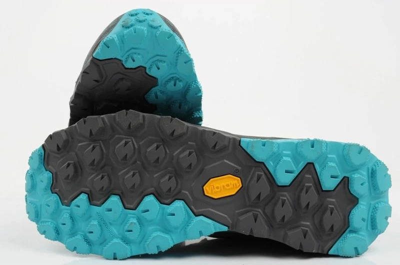 Atlete trekking për femra Aku, gri kaltër