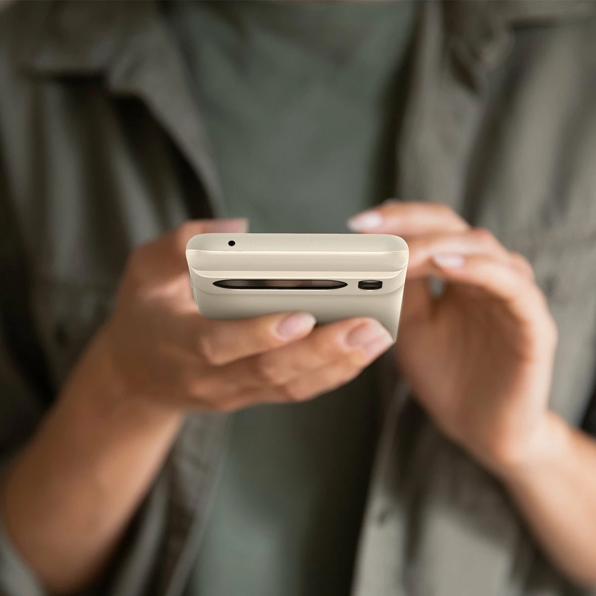 Mbështjellës Spigen Thin Fit për Google Pixel 8 Pro, TPU+PC, beige