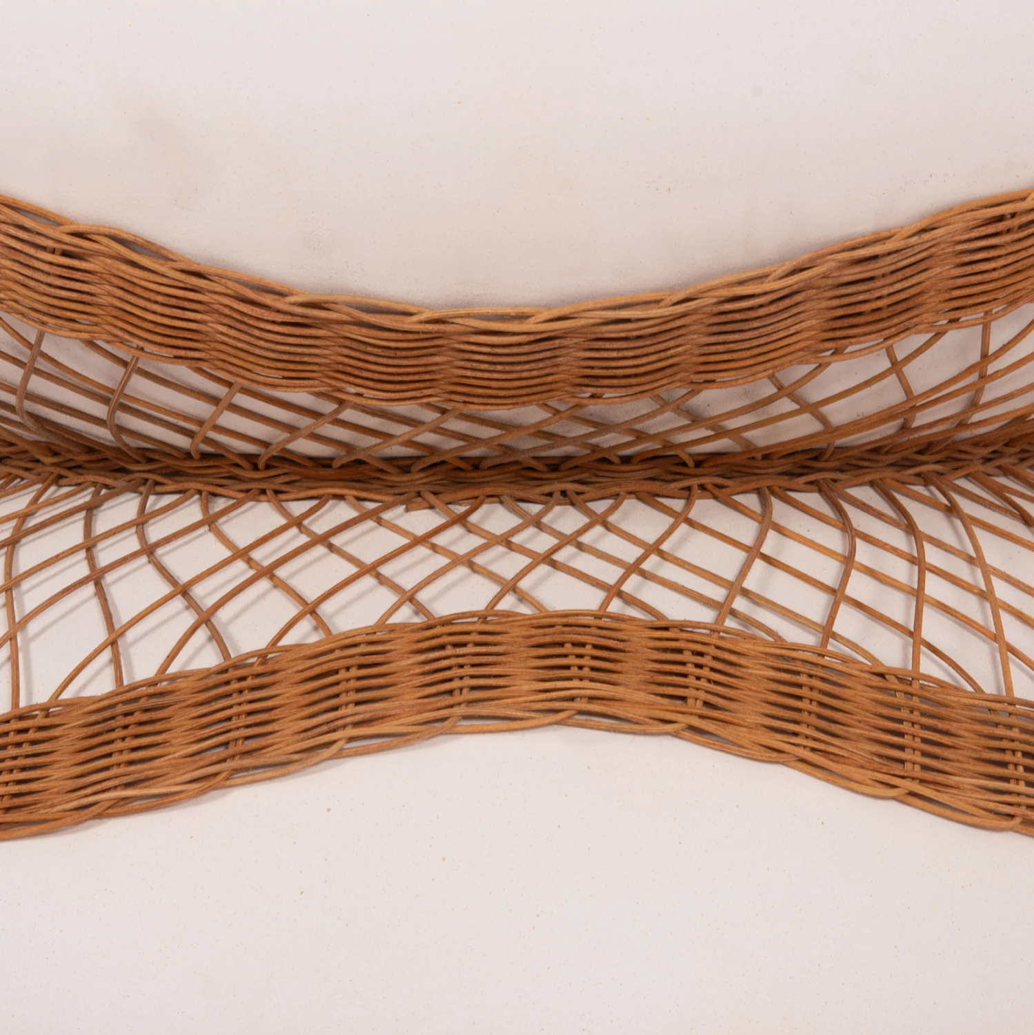 Tavolinë kafeje rrethore ANNA, çimento fiber e bardhë, ratan natyral, FH18157.02, 92x44.5cm