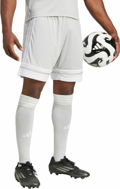 Shorce adidas për meshkuj, të hirtë