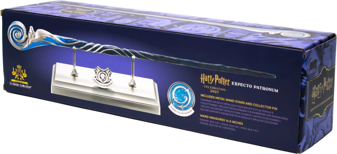 Shkop magjik Noble Collection Harry Potter Celebration Wand 2025, 37 cm, rrëshirë, me mbajtëse metalike + badge enamel, blu/argjend