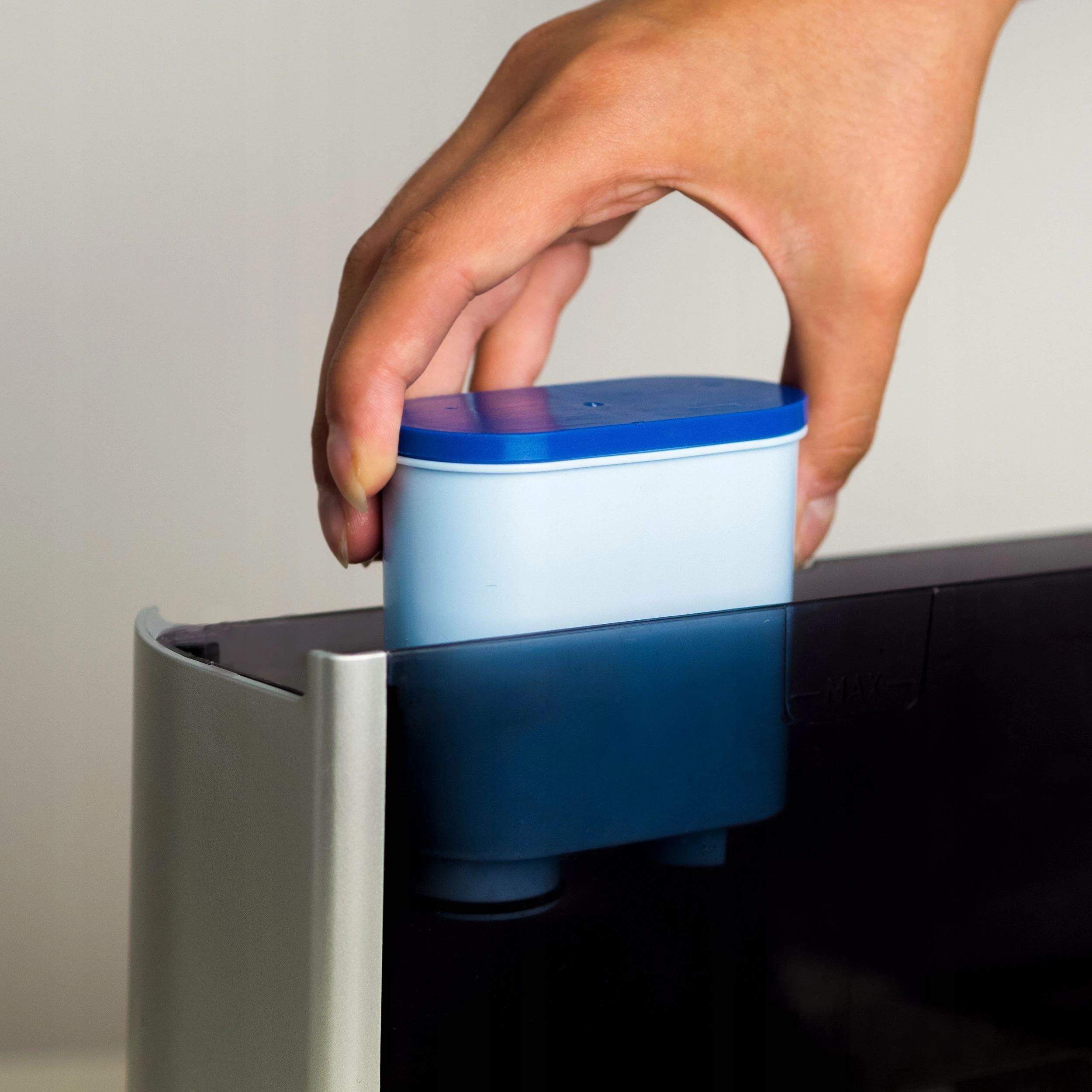 Filter uji për aparat kafeje Wessper AquaClear WES040 250L, blu