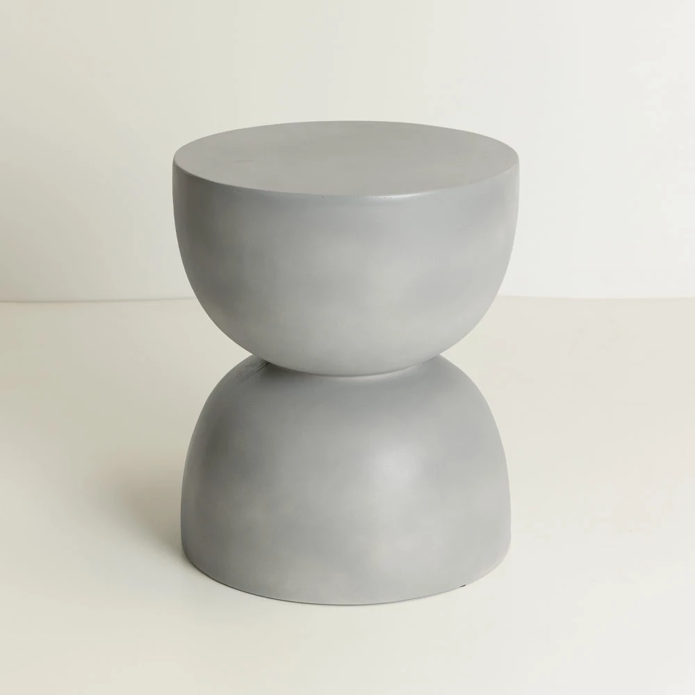 Tavolinë kafeje prej çimentoje, 38x38x45.5 cm