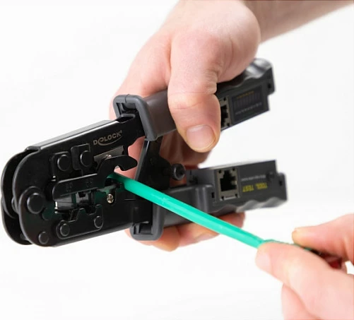 Pincë krimpimi DeLOCK me zhveshës dhe tester rrjeti për RJ45/RJ12/RJ11/RJ10, zezë/jeshile