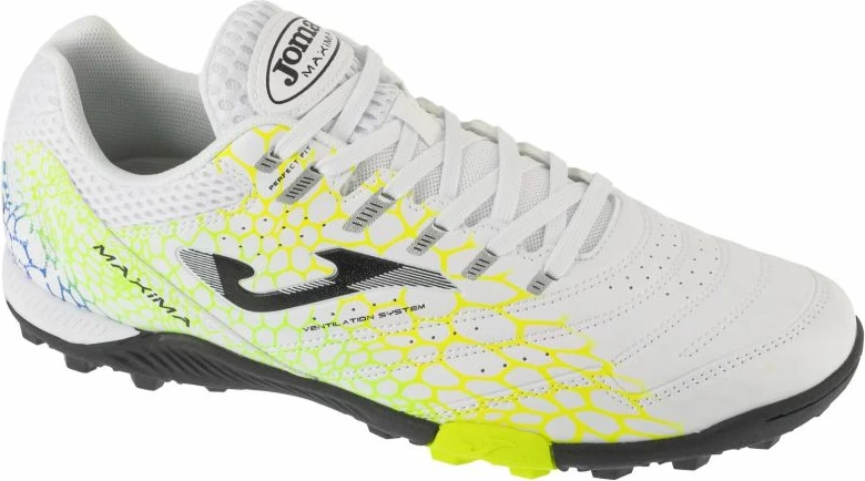 Atlete futbolli Joma, të bardha