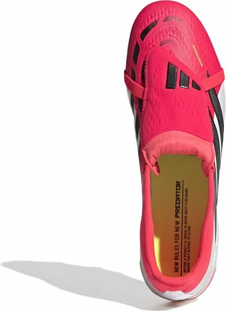 Atlete futbolli adidas për meshkuj [Madhësia: 42 2/3]