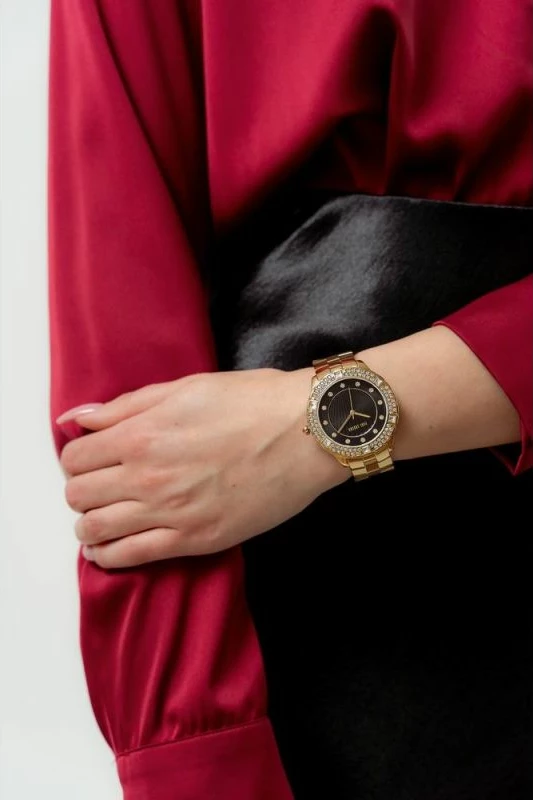 Orë dore për femra Paul Lorens, e artë