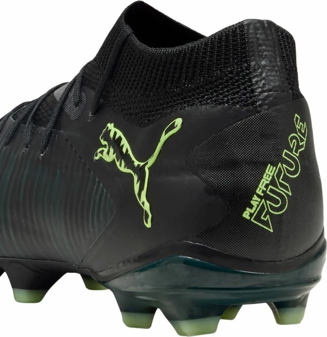 Atlete futbolli Puma për meshkuj, të zeza