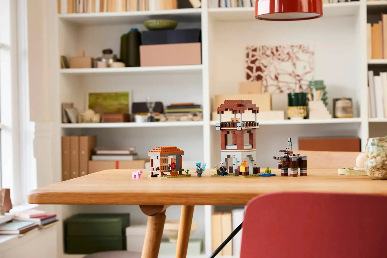 Set LEGO Minecraft 21278 The Pillager Outpost and Ravager, 665 pjesë