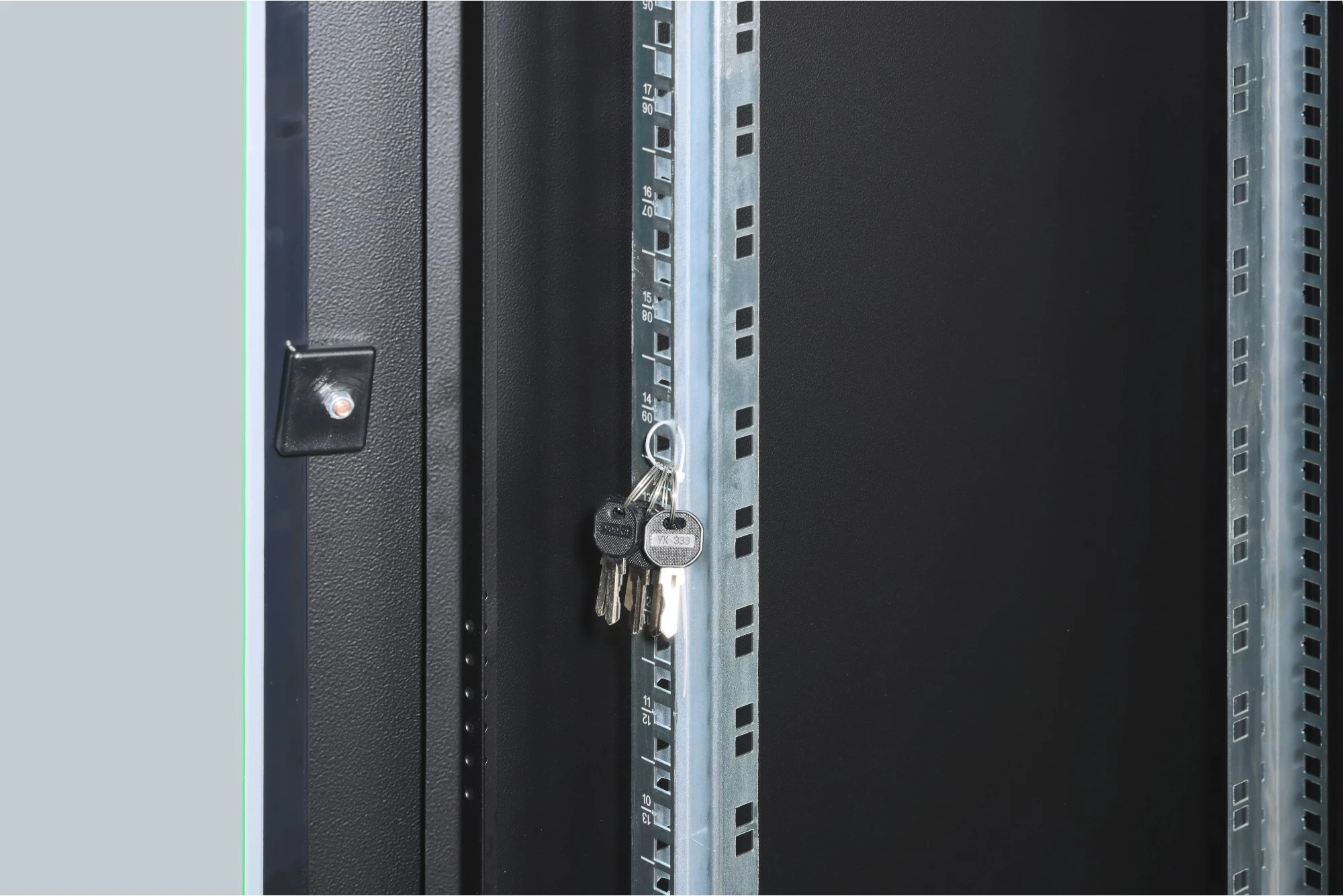 Kasë rrjeti Digitus Unique 22U 1164x600x600mm e zezë