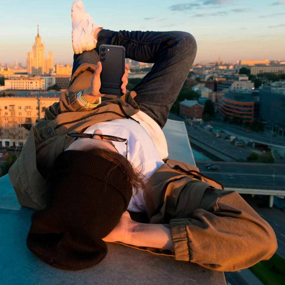 Mbështjellës Spigen Rugged Armor për Samsung Galaxy S23, Matte Black