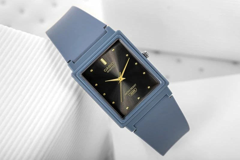 Orë dore për femra Casio, blu