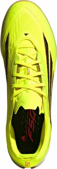 Atlete futbolli adidas, pa ngjyrë të specifikuar [Madhësia: 41 1/3]