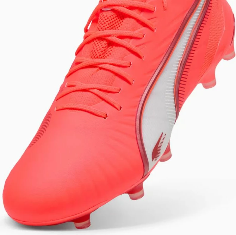 Atlete futbolli Puma për meshkuj, të kuqe