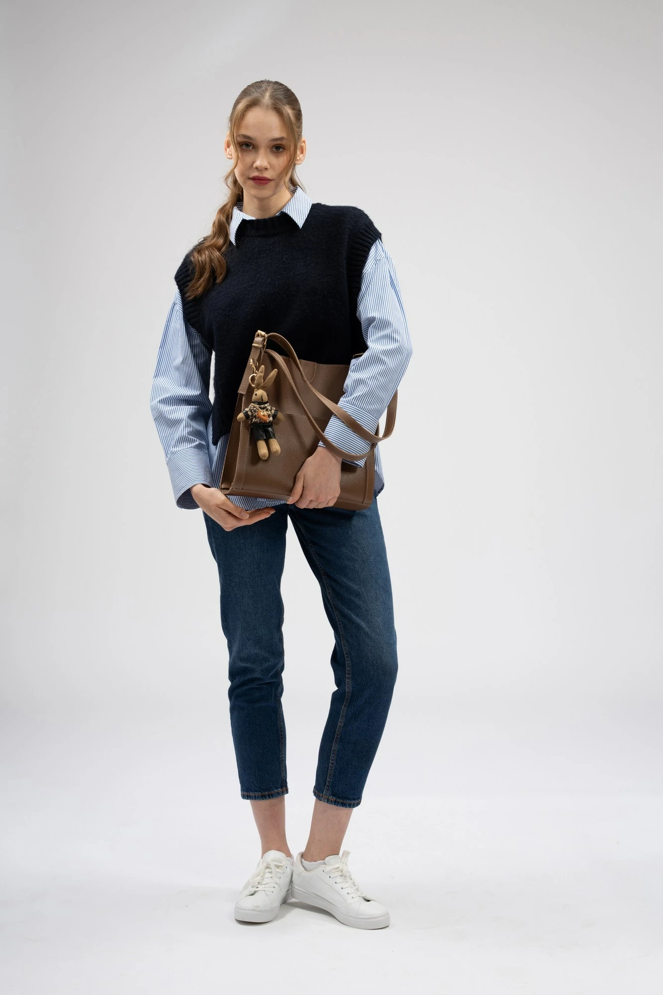 Çantë tote Lucky Bees, ngjyrë mink, 352