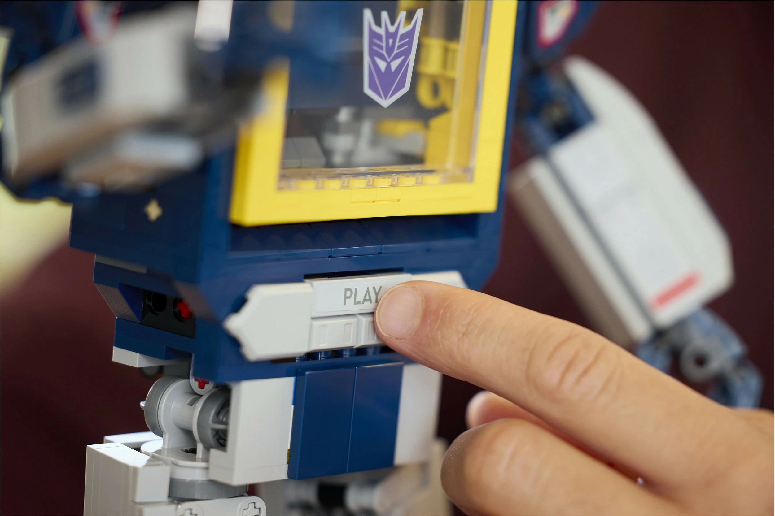 Set ndërtimi LEGO Icons Transformers Soundwave 10358, 1505 pjesë, 18+, multikolor