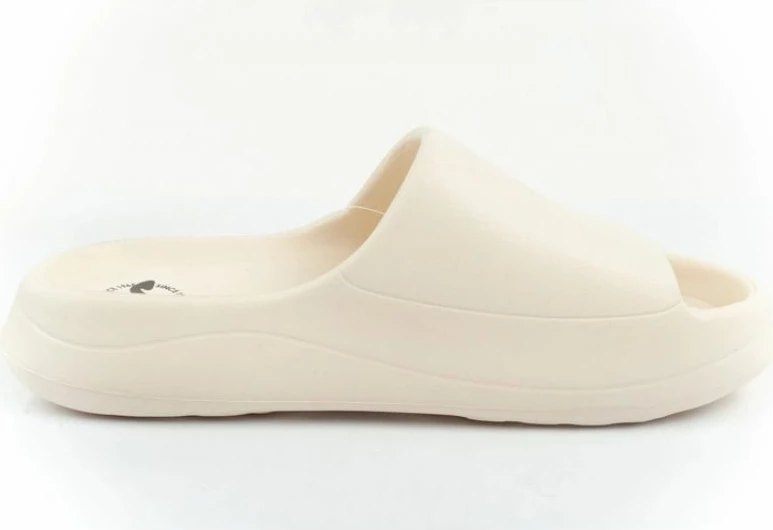 Papuqe Joma për femra, bezhë