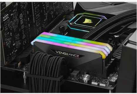 RAM Memorje Corsair Vengeance RGB 64GB (2x32GB) DDR4 3600MHz, e zezë